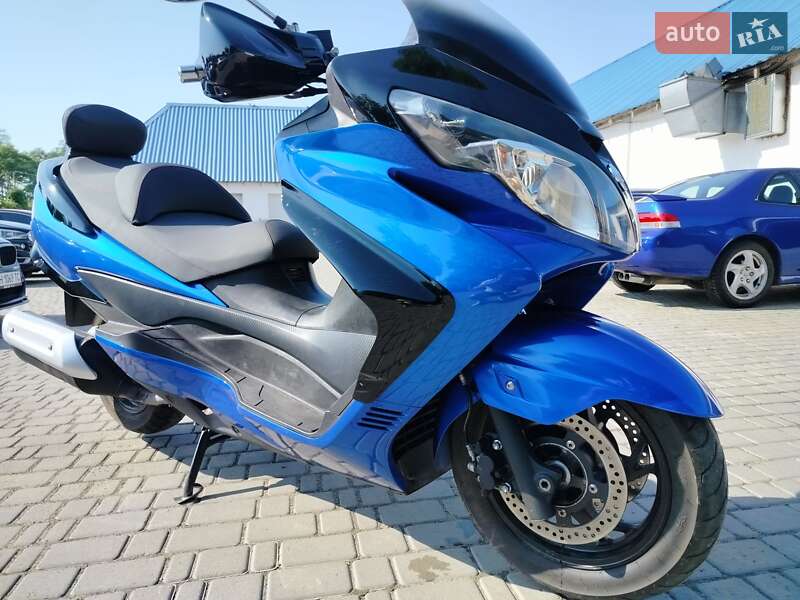 Макси-скутер Suzuki Skywave Type S400 2008 в Одессе фото Макси-скутер Suzuki Skywave Type S400 2008 в Одессе