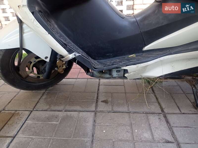 Грузовые мотороллеры, мотоциклы, скутеры, мопеды Suzuki Skywave Type S400 2005 в Киеве