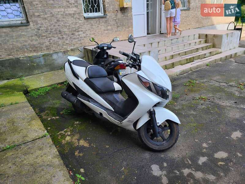 Грузовые мотороллеры, мотоциклы, скутеры, мопеды Suzuki Skywave Type S400 2003 в Ровно фото 3 Грузовые мотороллеры, мотоциклы, скутеры, мопеды Suzuki Skywave Type S400 2003 в Ровно