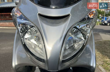 Грузовые мотороллеры, мотоциклы, скутеры, мопеды Suzuki Skywave Type S400 2007 в 