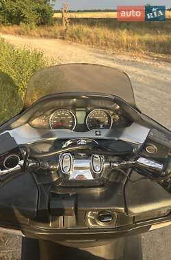 Макси-скутер Suzuki Skywave Type S400 2006 в 