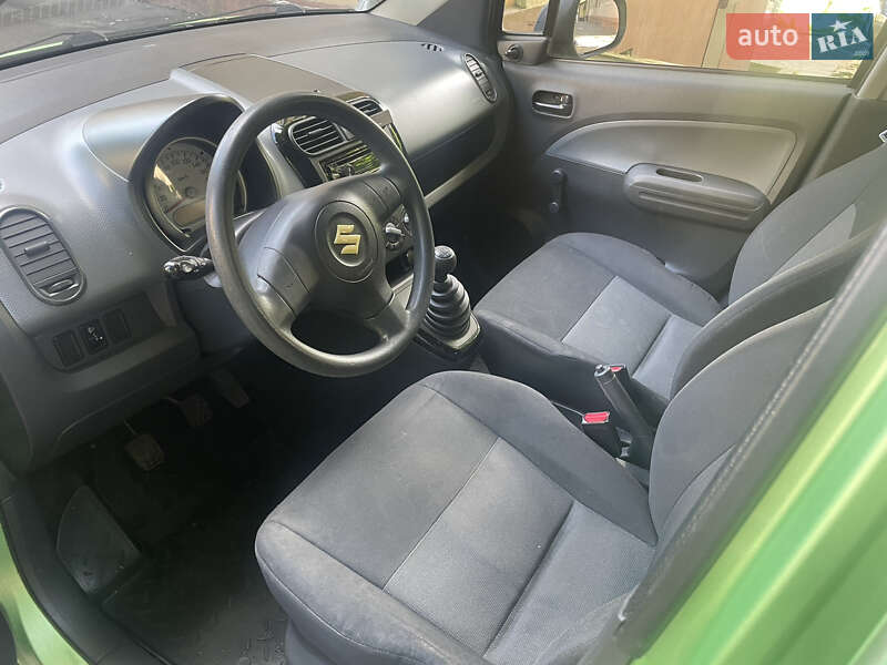 Хэтчбек Suzuki Splash 2010 в Ровно