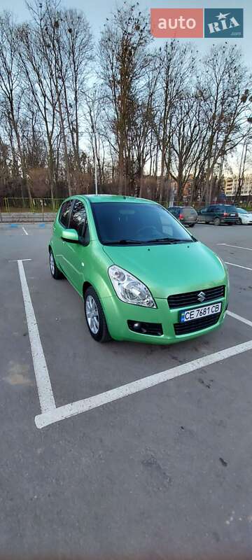 Хэтчбек Suzuki Splash 2010 в Черновцах