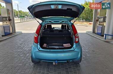 Хэтчбек Suzuki Splash 2010 в 