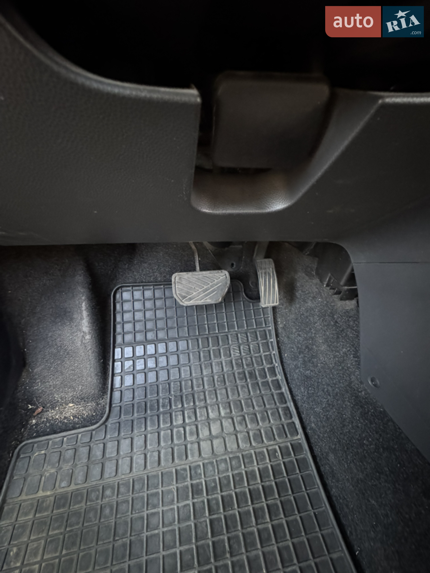 2010 Suzuki Splash - мініатюра 7