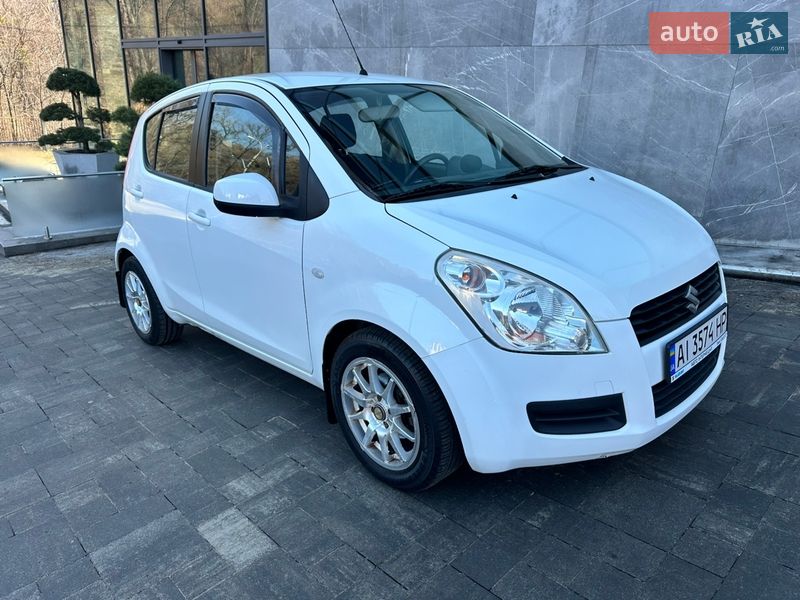 Хэтчбек Suzuki Splash 2011 в Киеве