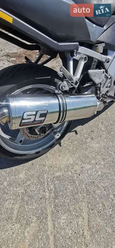 Мотоцикл Спорт-туризм Suzuki SV 1000S 2004 в Броварах