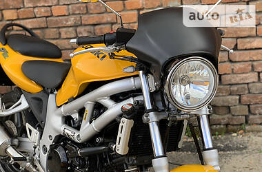 Мотоцикл Без обтекателей (Naked bike) Suzuki SV 650 2000 в 