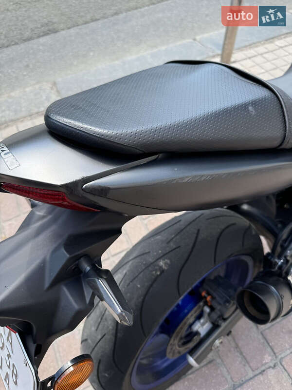 Мотоцикл Без обтекателей (Naked bike) Suzuki SV 650 2016 в Чорткове фото 9 Мотоцикл Без обтекателей (Naked bike) Suzuki SV 650 2016 в Чорткове