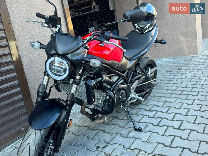 Мотоцикл Без обтекателей (Naked bike) Suzuki SV 650 2017 в Хмельницком