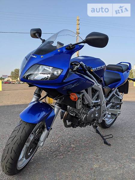 Спортбайк Suzuki SV 650S 2003 в Киеве