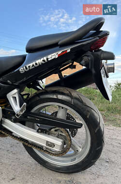 Мотоцикл Спорт-туризм Suzuki SV 650S 1999 в 