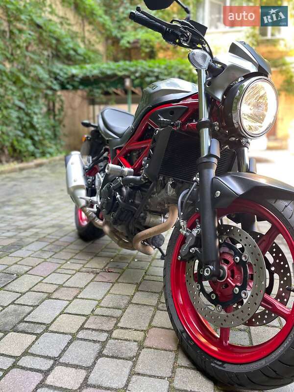 Мотоцикл Без обтікачів (Naked bike) Suzuki SV 650SF 2018 в Одесі