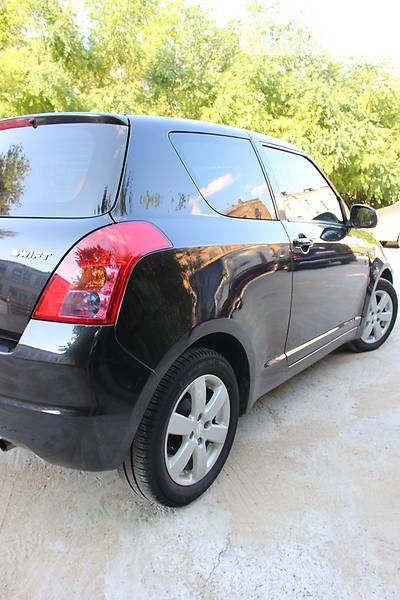 Хэтчбек Suzuki Swift 2008 в Киеве