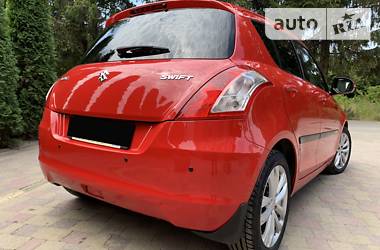 Хетчбек Suzuki Swift 2017 в 