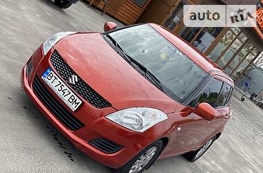 Хетчбек Suzuki Swift 2011 в 