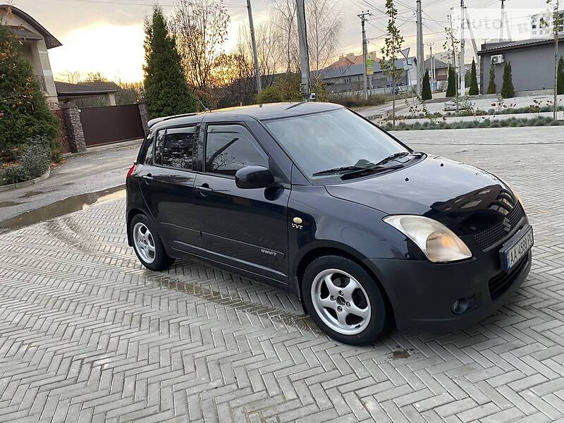Хэтчбек Suzuki Swift 2006 в Киеве