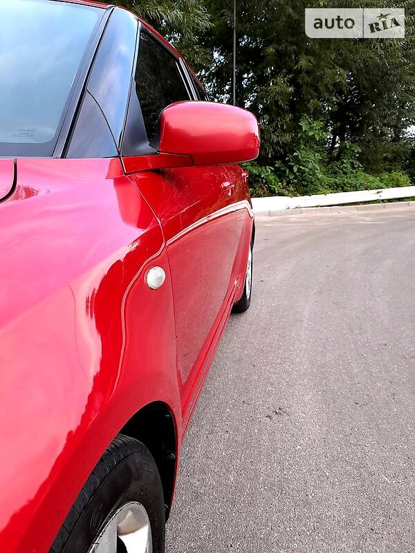 Хэтчбек Suzuki Swift 2006 в Львове