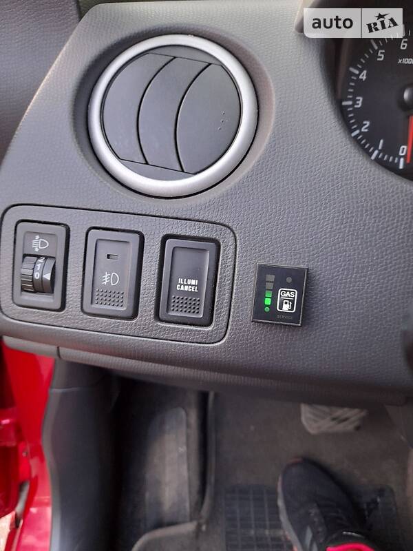 Хэтчбек Suzuki Swift 2006 в Львове