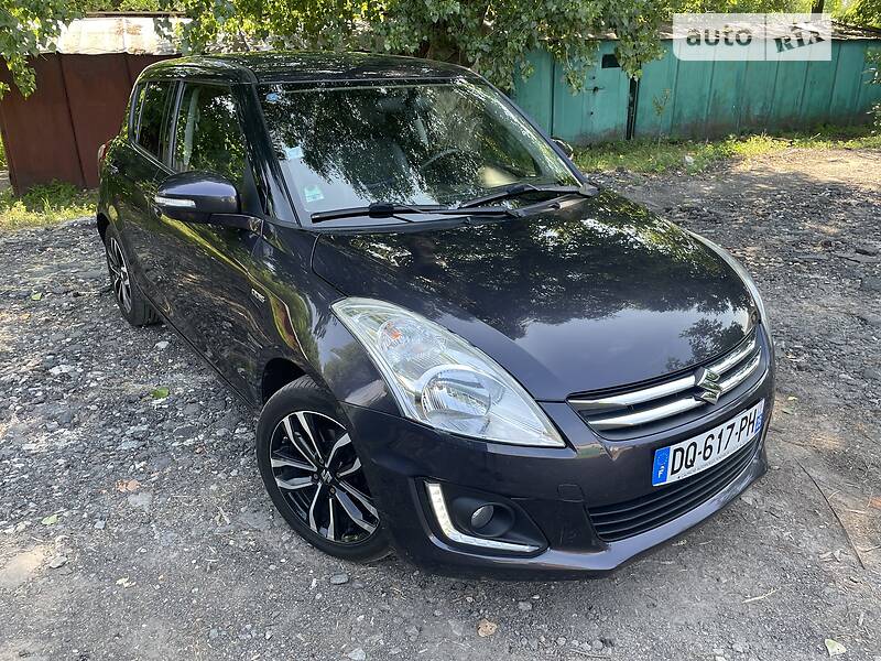 Хэтчбек Suzuki Swift 2015 в Киеве