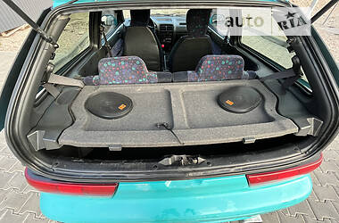 Хэтчбек Suzuki Swift 1998 в 