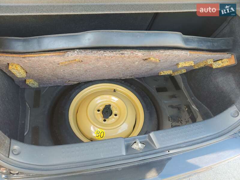 Хэтчбек Suzuki Swift 2007 в Подольске