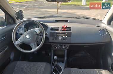 Хэтчбек Suzuki Swift 2007 в Подольске
