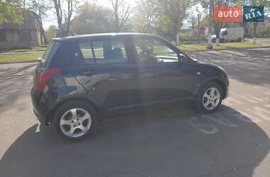 Хэтчбек Suzuki Swift 2007 в 
