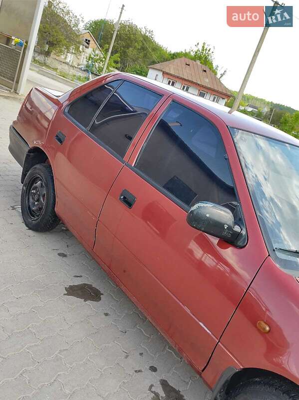 Купе Suzuki Swift 1993 в Сокирянах