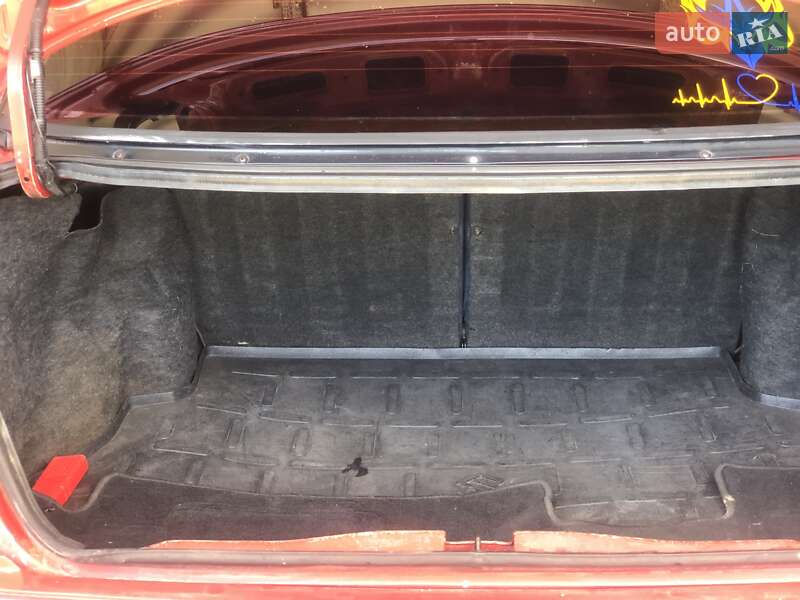 Седан Suzuki Swift 1998 в Одессе