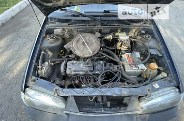 Седан Suzuki Swift 1995 в Дніпрі