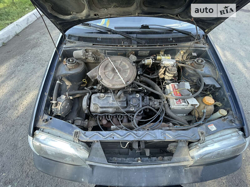 Седан Suzuki Swift 1995 в Дніпрі