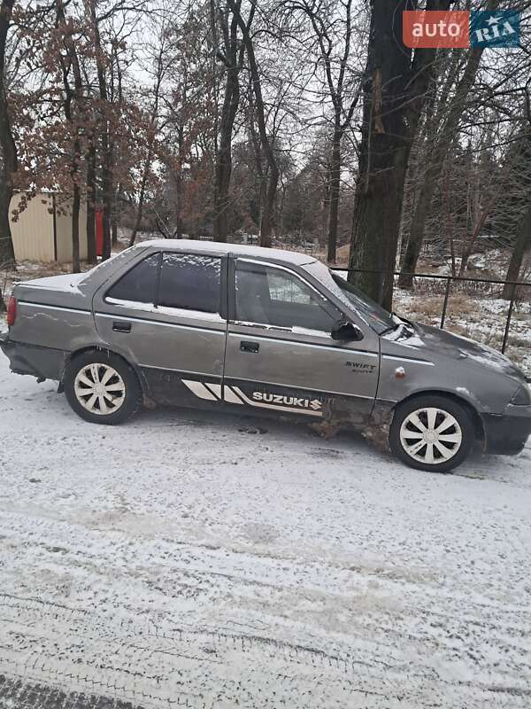 Седан Suzuki Swift 1991 в Великому Бурлуку
