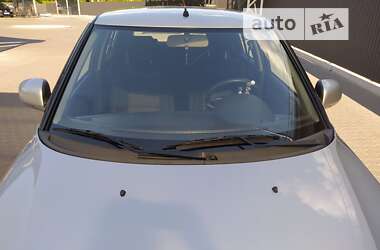 Хетчбек Suzuki Swift 2009 в Броварах