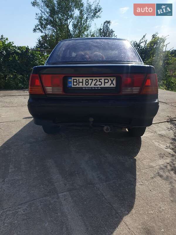 Седан Suzuki Swift 1994 в Одесі