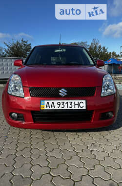 Хэтчбек Suzuki Swift 2005 в Киеве