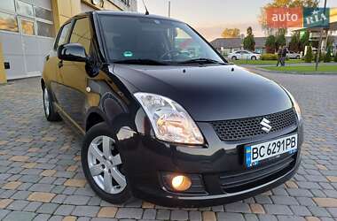 Хетчбек Suzuki Swift 2010 в Самборі