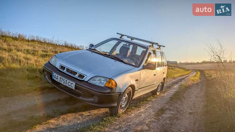 Хетчбек Suzuki Swift 2003 в Кам'янець-Подільському