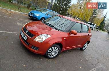 Хетчбек Suzuki Swift 2008 в Луцьку