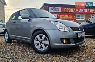 Хэтчбек Suzuki Swift 2008 в Смеле