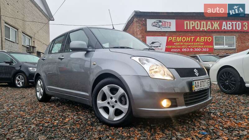 Хэтчбек Suzuki Swift 2007 в Смеле