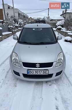 Хэтчбек Suzuki Swift 2010 в Тернополе