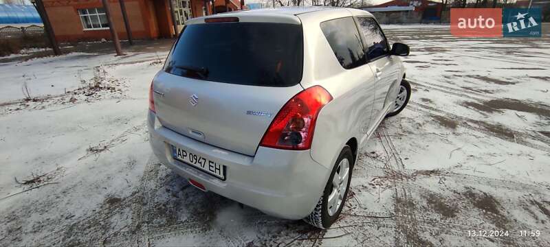Хетчбек Suzuki Swift 2008 в Хоролі