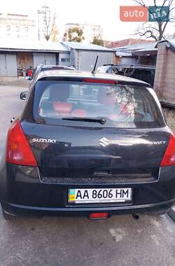 Хетчбек Suzuki Swift 2007 в 