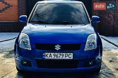 Хетчбек Suzuki Swift 2006 в Києві