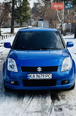 Хетчбек Suzuki Swift 2006 в Києві