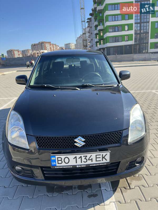 Хэтчбек Suzuki Swift 2008 в Тернополе
