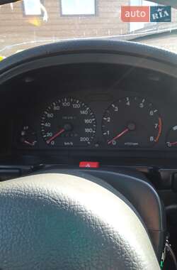 Седан Suzuki Swift 1994 в 