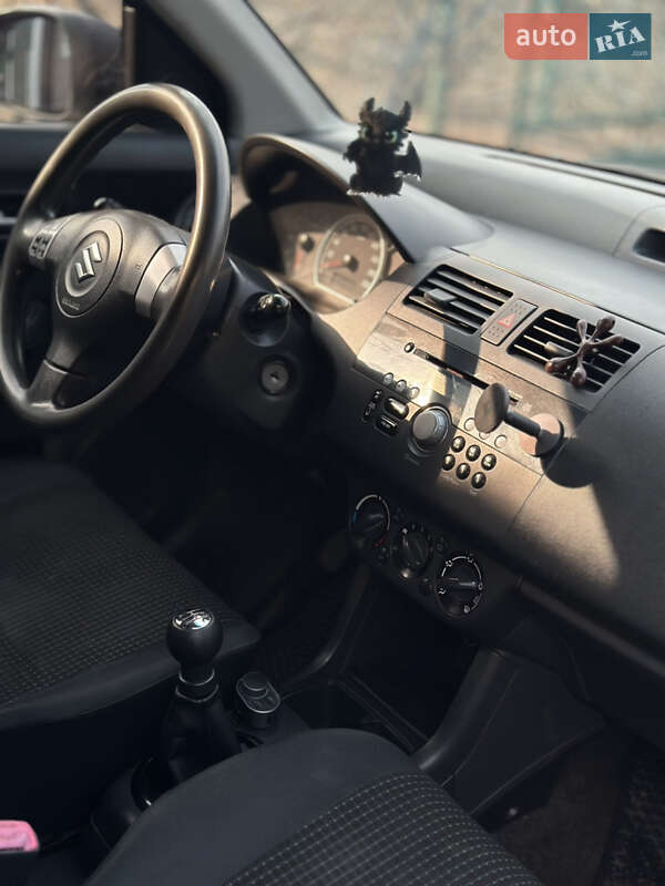 Хетчбек Suzuki Swift 2007 в Володимирі фото 14 Хетчбек Suzuki Swift 2007 в Володимирі