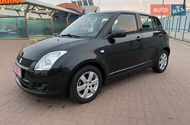 Хэтчбек Suzuki Swift 2010 в 
